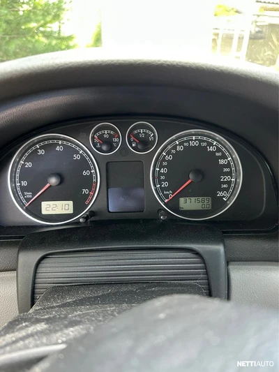 Volkswagen Passat 2001, kuva 7/7