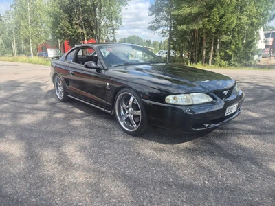 Ford Mustang 1995, kuva 1/9