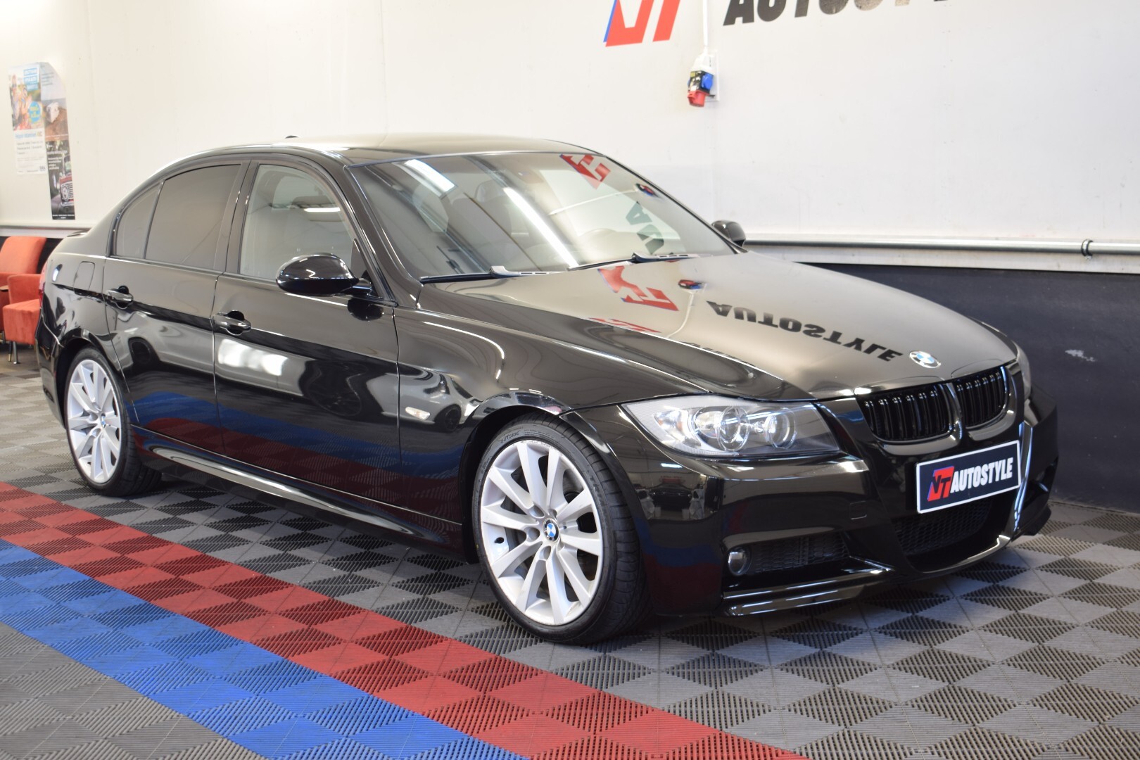 BMW 325