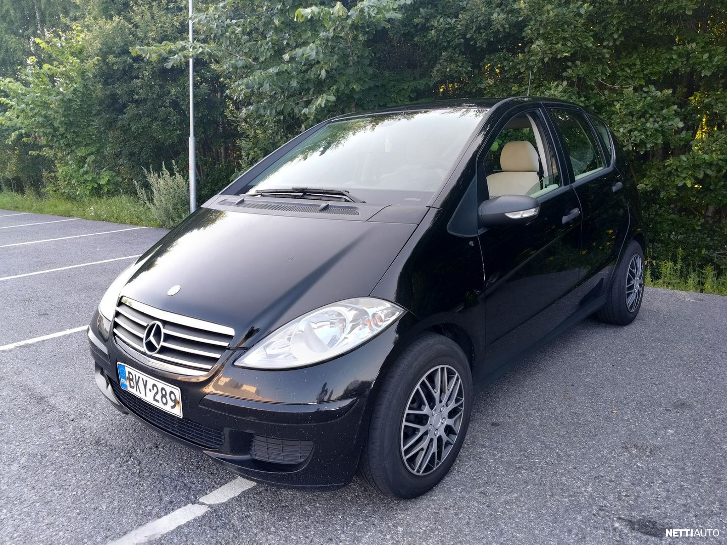 Mercedes-Benz A