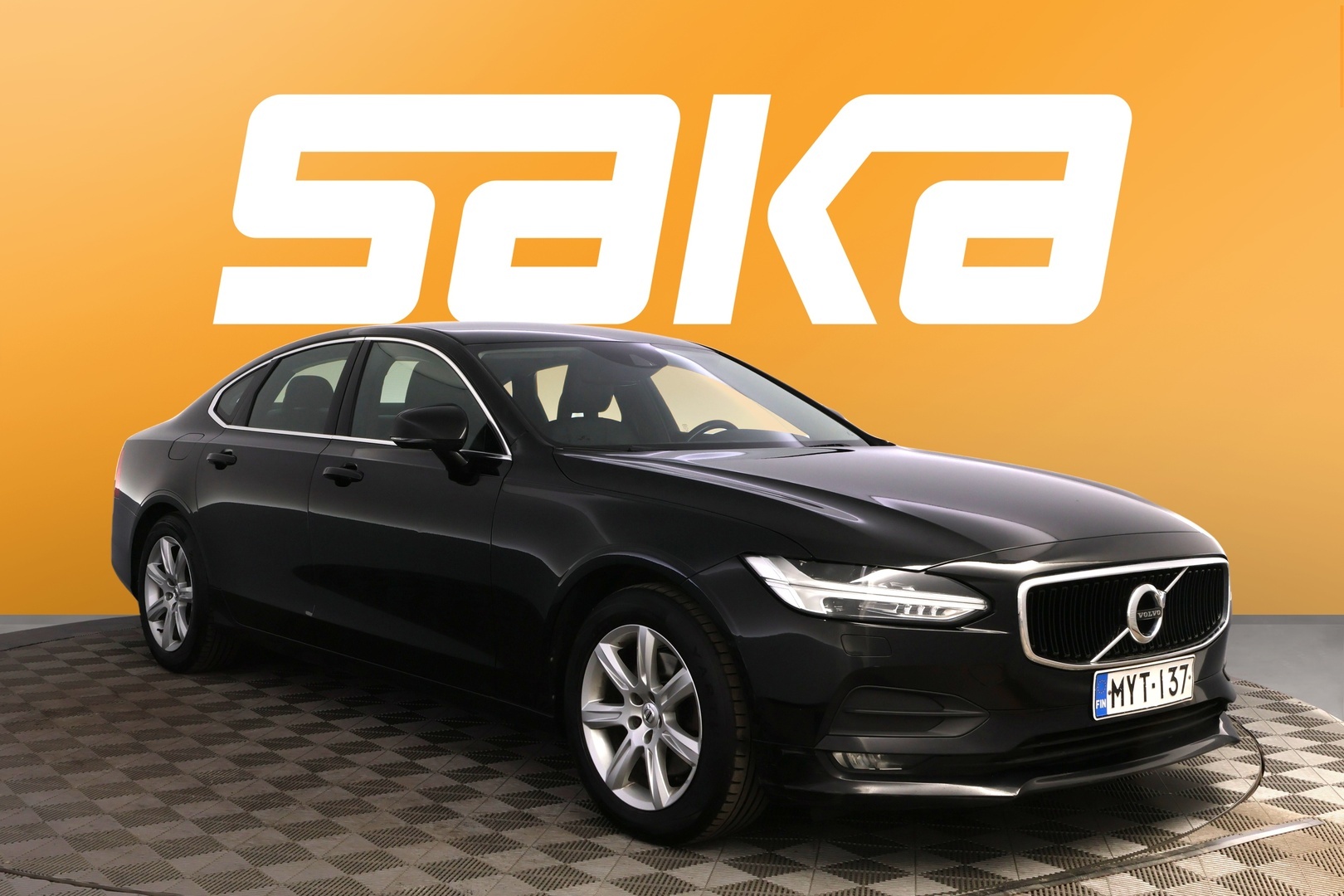 Volvo S90