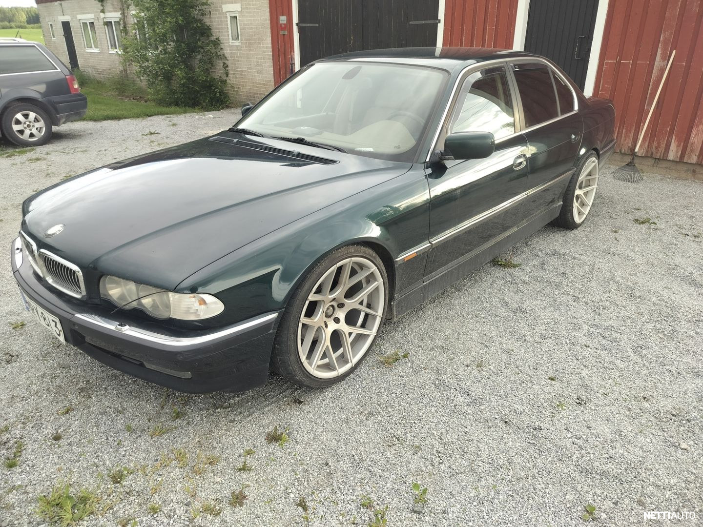 BMW 740