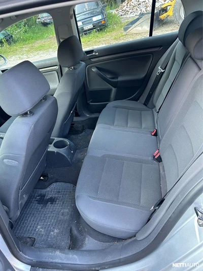 Volkswagen Golf 2004, photo 6/9