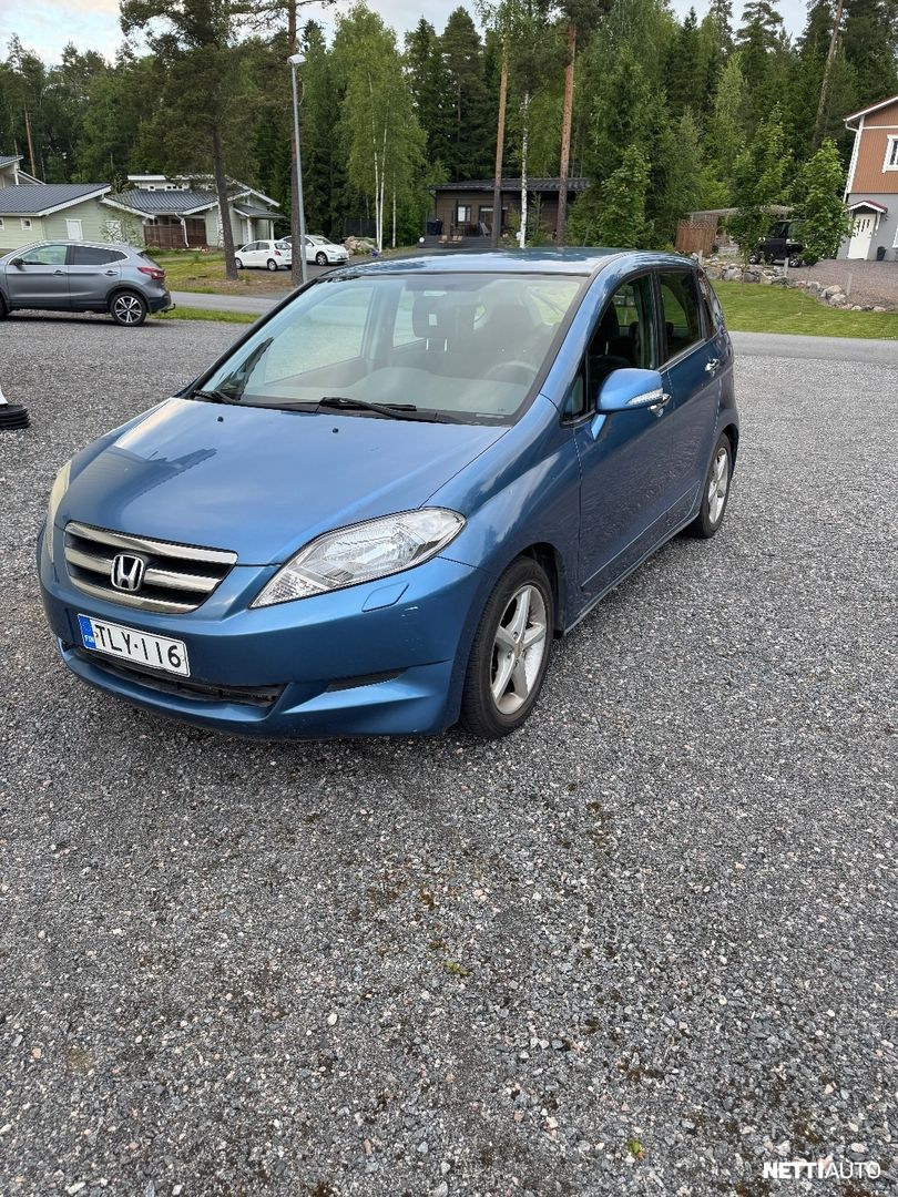 Honda FR-V