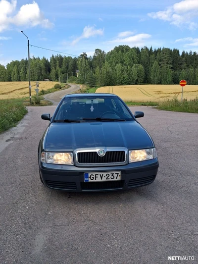 Skoda Octavia 2004, kuva 2/10