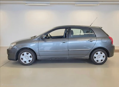 Toyota Corolla 2005, kuva 6/17