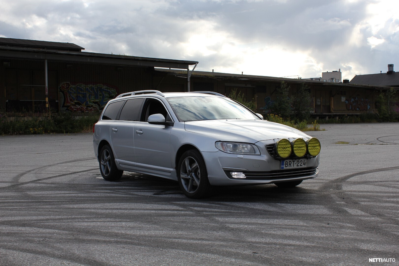 Volvo V70
