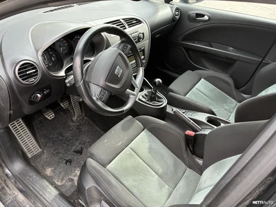 Seat Leon Seat Leon Cupra R 2012, photo 5/6