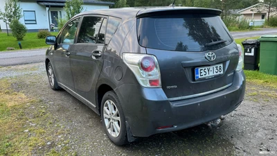 Toyota Verso 2011, kuva 2/18