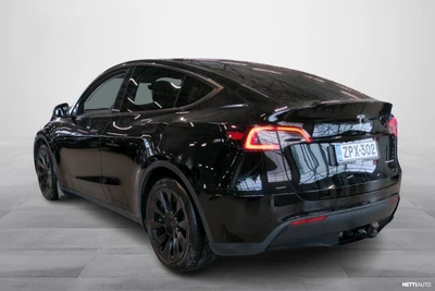 Tesla Model Y 2023, photo 4/16