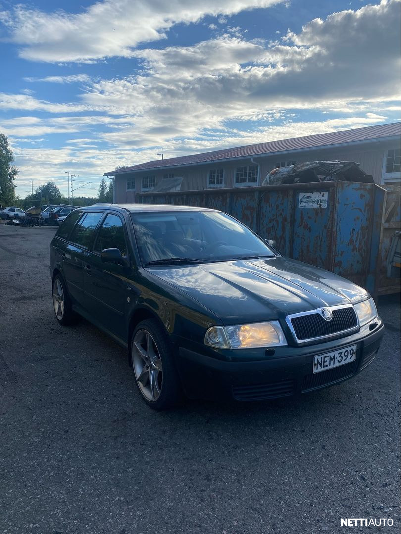 Skoda Octavia 2001, kuva 2/5