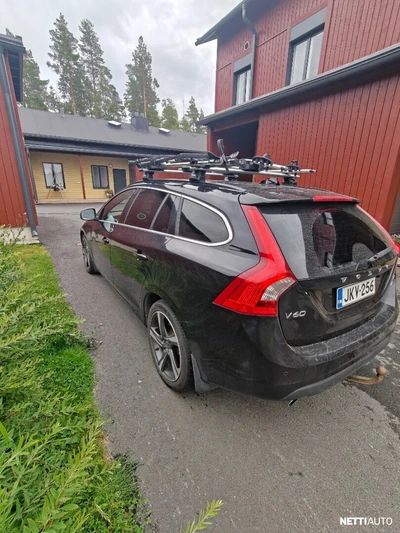 Volvo V60 2013, photo 4/13