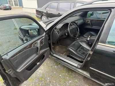 Mercedes-Benz E 1997, photo 5/10