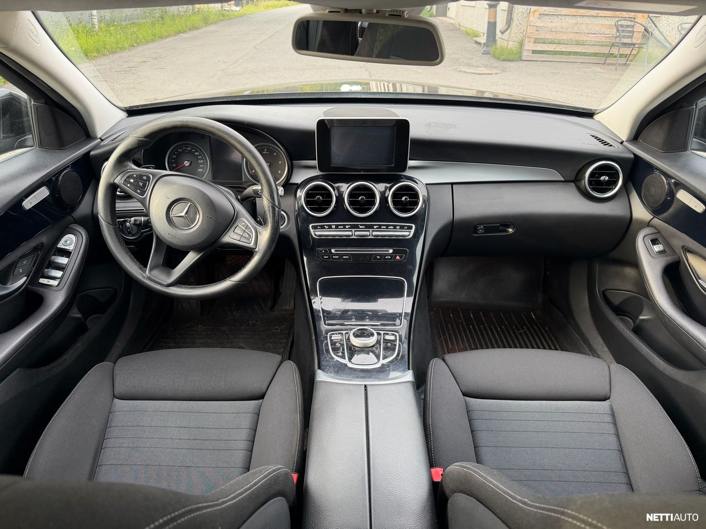Mercedes-Benz C 2018, photo 2/18