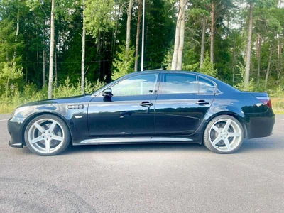 BMW M5 2006, photo 6/30