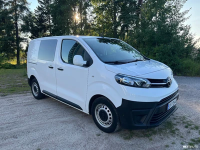 Toyota Proace Compact 2,0 D 120 2017, photo 1/23