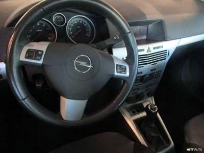 Opel Astra 2009, kuva 5/8