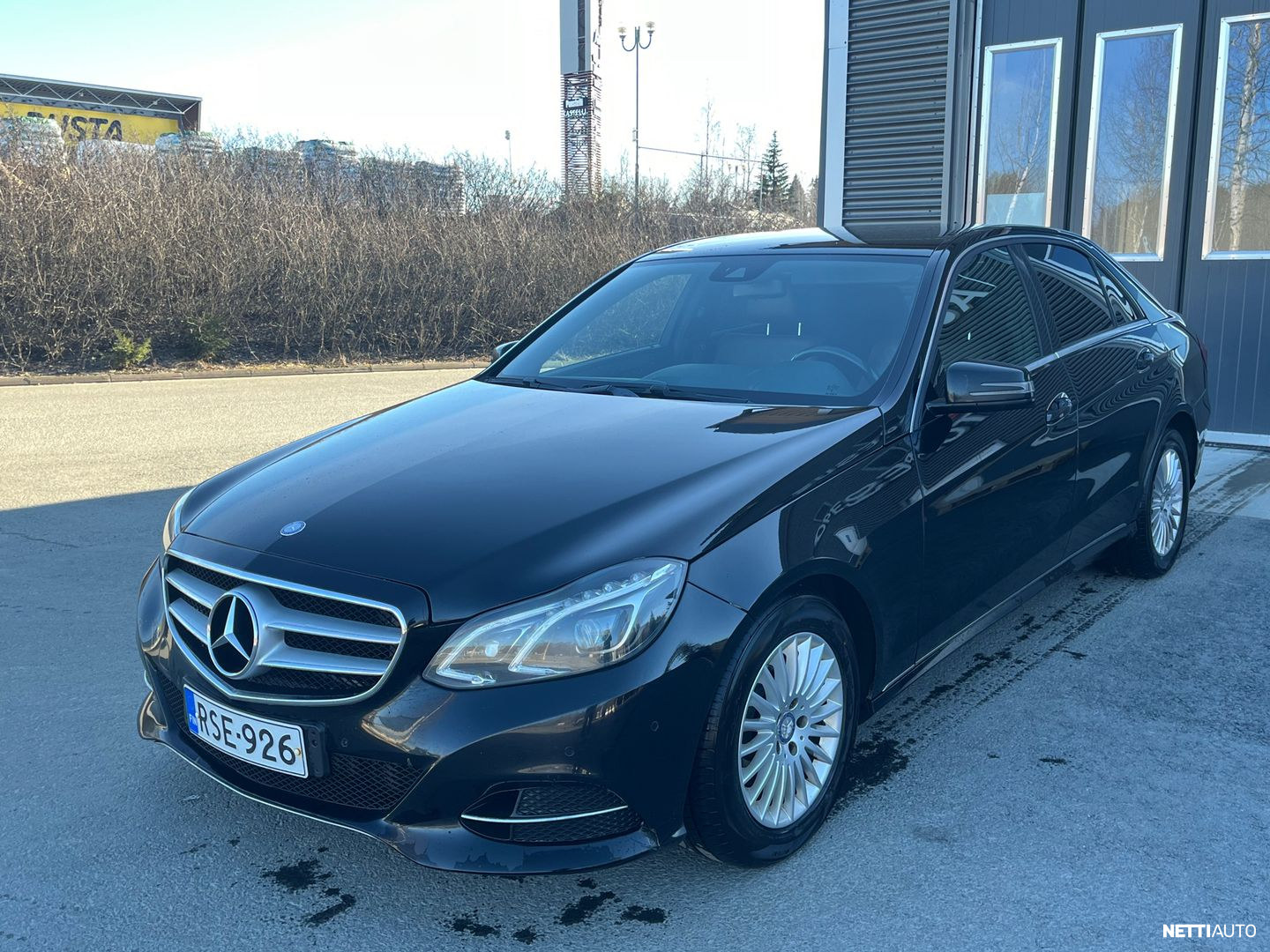 Mercedes-Benz E