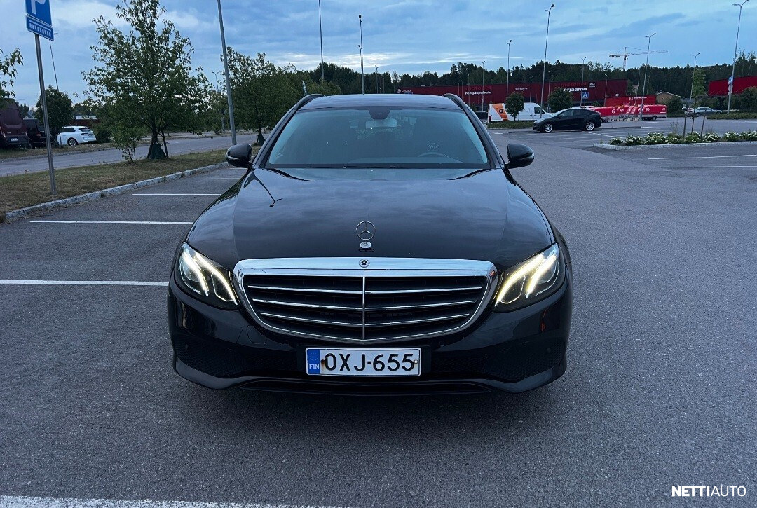 Mercedes-Benz E