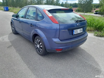 Ford Focus 2005, photo 4/6