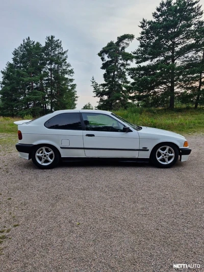 BMW 316 1995, photo 4/8