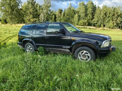 Chevrolet Blazer 1997, kuva 2/12