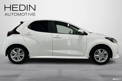 Toyota Yaris 1,5 Hybrid Active Business 2021, photo 6/28