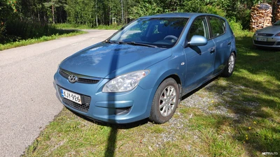 Hyundai i30 2009, photo 1/10