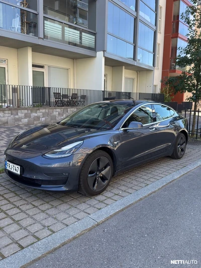 Tesla Model 3 Long-Range Dual Motor AWD 2019, photo 1/7