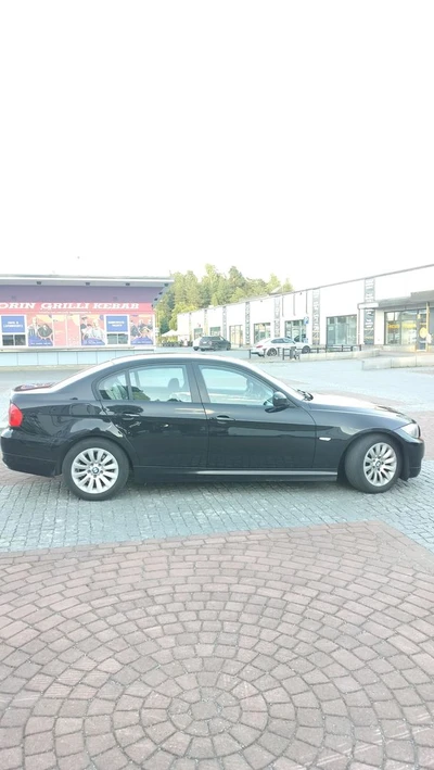 BMW 318 A E90 Sedan Business 2009, kuva 2/11