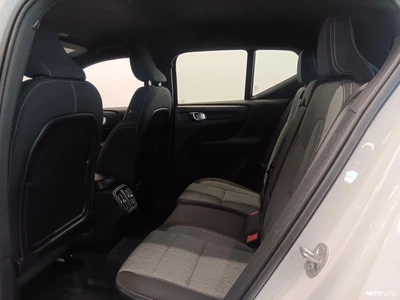 Volvo XC40 2022, kuva 7/15