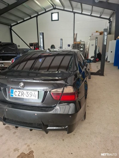 BMW 330 2008, kuva 7/10