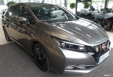 Nissan Leaf 2023, photo 3/11