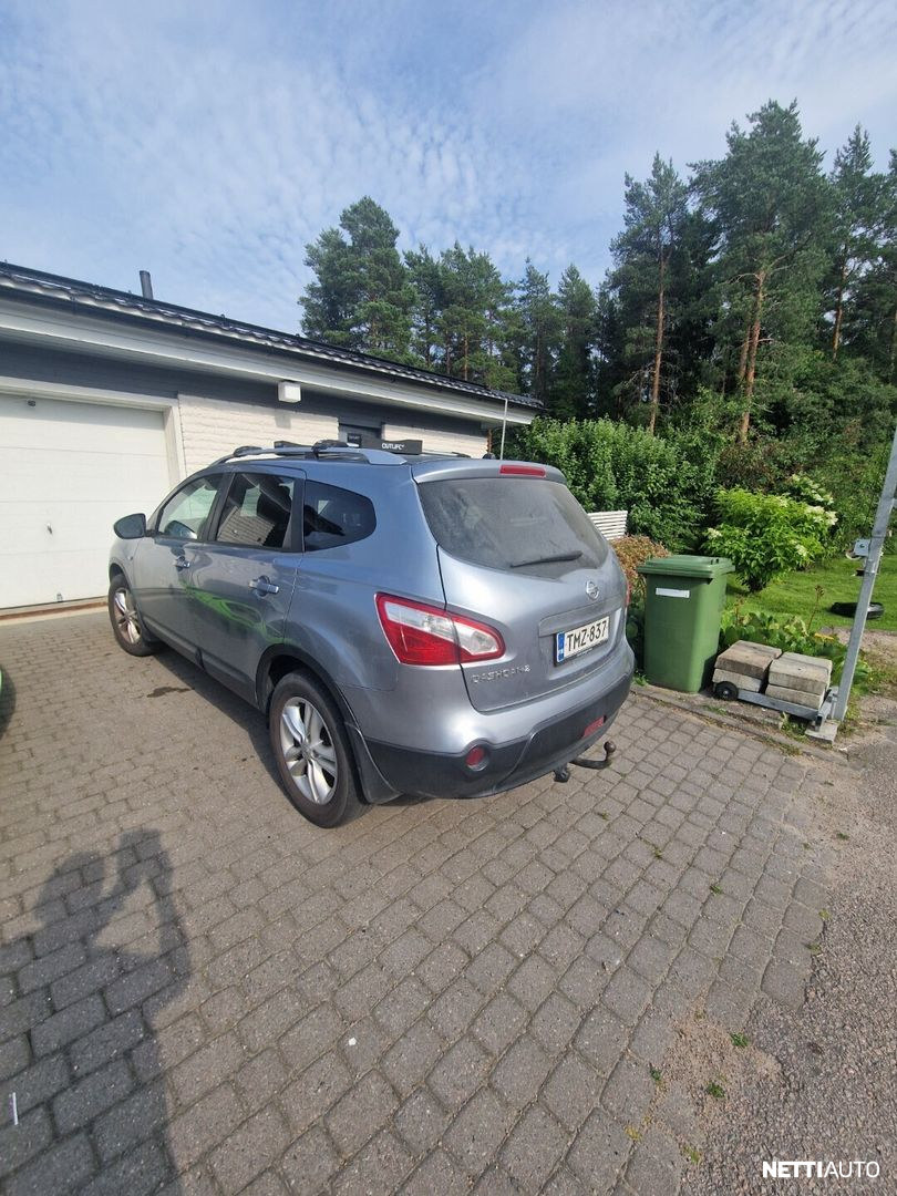 Nissan Qashqai+2 2011, photo 2/8