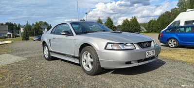 Ford Mustang 2000, photo 2/11