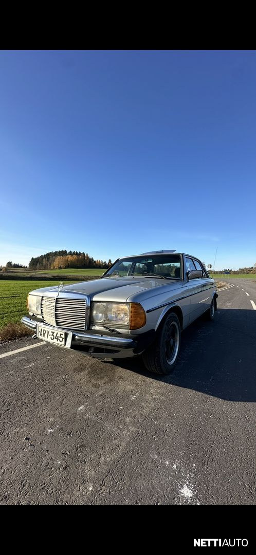 Mercedes-Benz 300