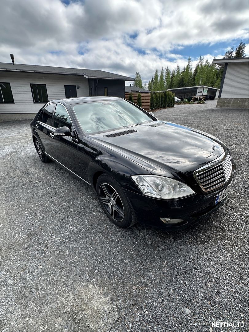 Mercedes-Benz S
