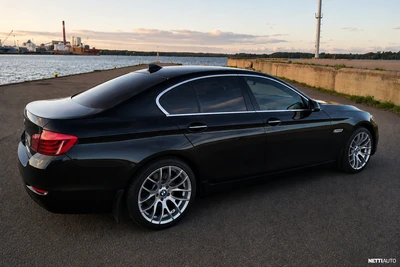 BMW 518 2016, photo 3/13