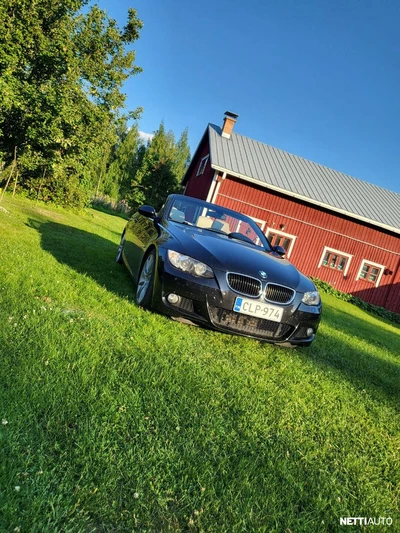 BMW 320 2008, photo 7/8