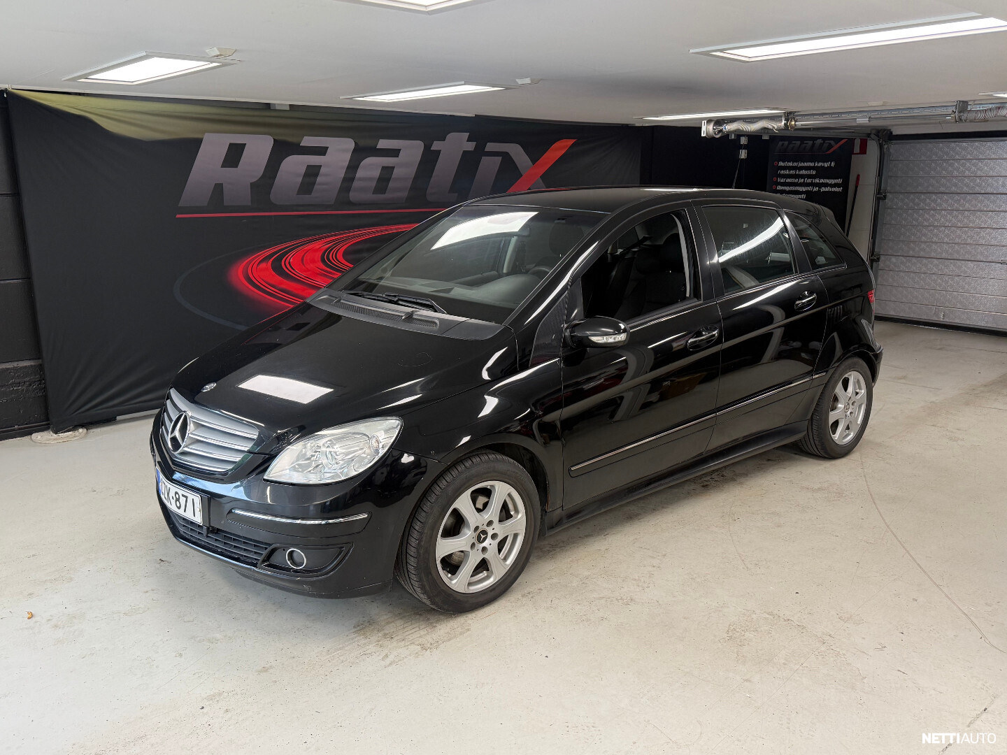Mercedes-Benz B