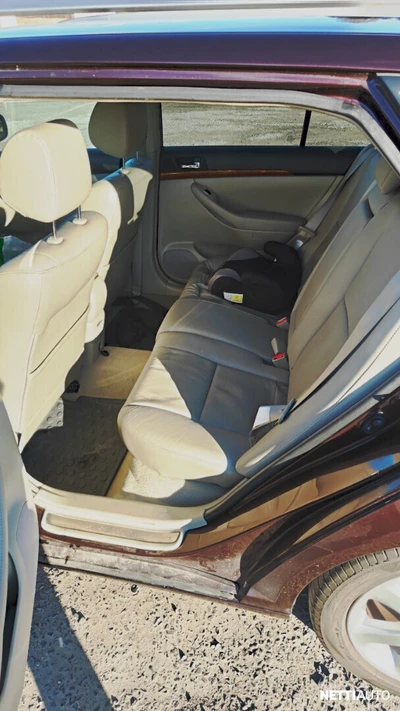 Toyota Avensis 2008, photo 7/16