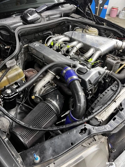 Mercedes-Benz 300 1993, photo 8/8