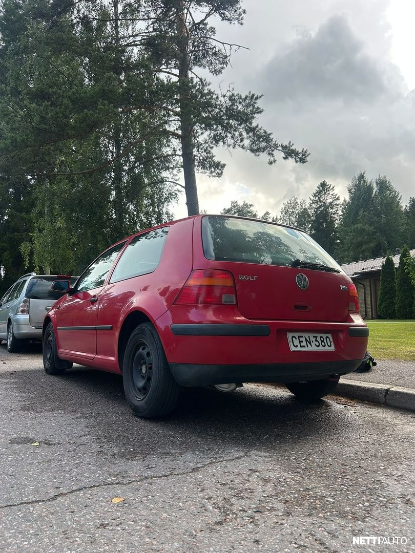 Volkswagen Golf 2000, photo 6/19