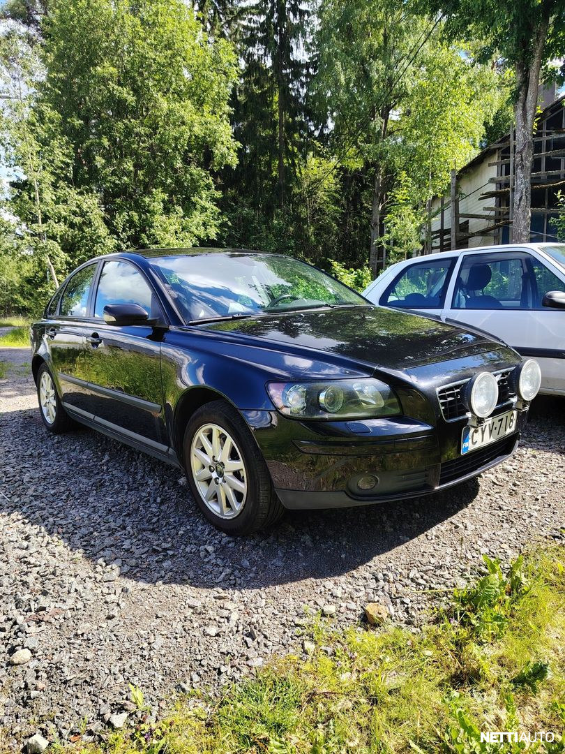 Volvo S40