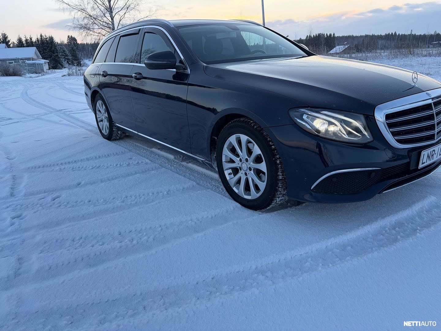 Mercedes-Benz E