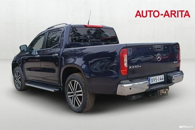Mercedes-Benz X 2019, photo 3/19