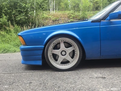 BMW 635 1985, kuva 2/5