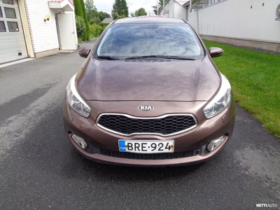 Kia Ceed 1,6 CRDi ISG EX 5D EcoDynamics 2013, photo 2/22