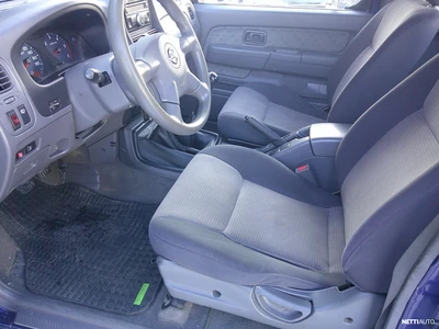 Nissan NP300 2011, photo 7/29