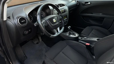 Seat Leon FR 170 TDI CR DPF DSG 2011, photo 4/13